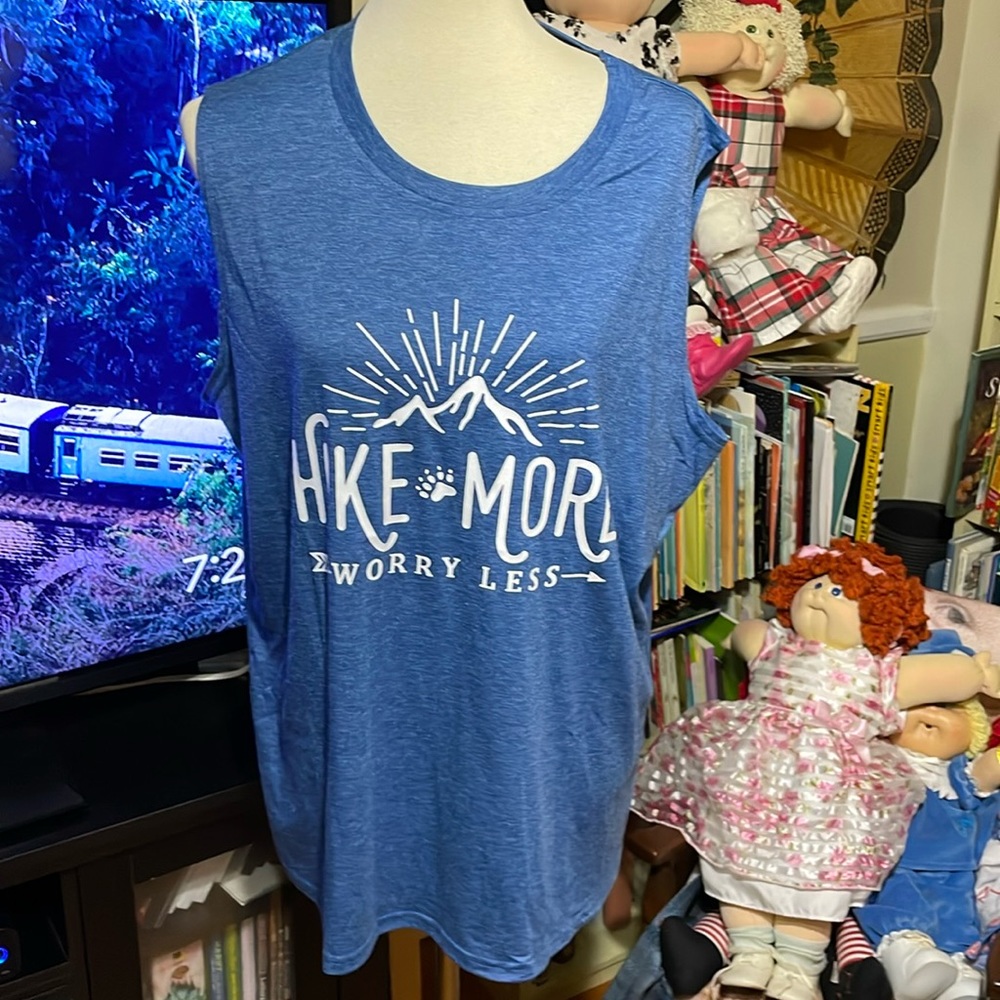 ❤️❤️❤️Unbranded hike more worry less sleeveless T-shirt 2X